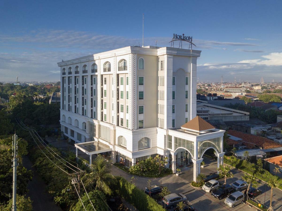 Horison Ciledug Джакарта Екстер'єр фото